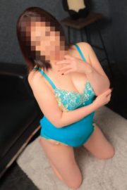 石野 冬子